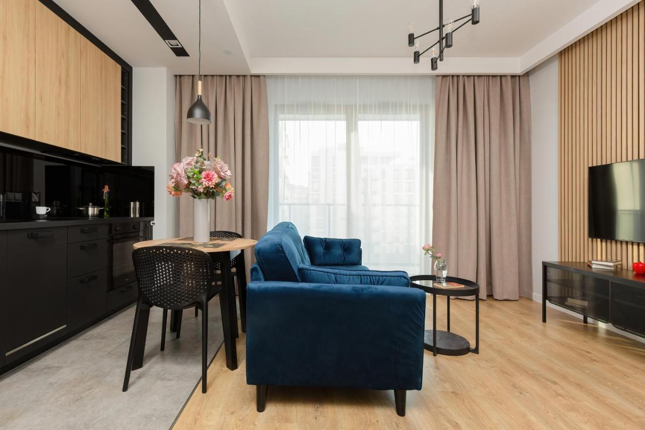 Moduo Gardens Apartment By Renters Prestige ワルシャワ エクステリア 写真