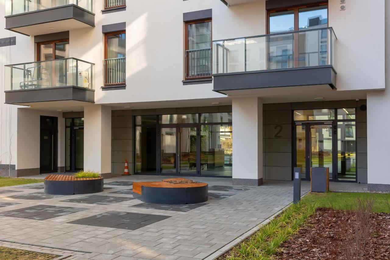 Moduo Gardens Apartment By Renters Prestige ワルシャワ エクステリア 写真